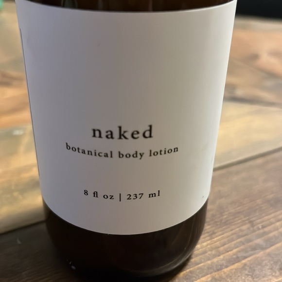 Botanical vegan lotion never opened- price per bottle. My personal favorite! ♥️ - Picture 3 of 10